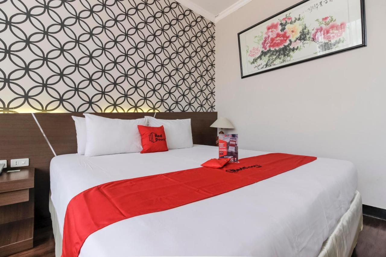 Reddoorz Plus Near Grage City Mall Чиребон Экстерьер фото